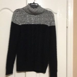 Women’s sweater